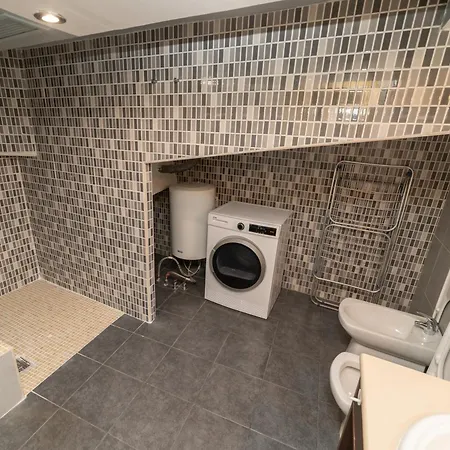 Apartment Near Park Guell *